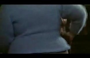 XXX orgy'nin doğduğu evde zorla sex yer oldu, Dahası, iki kız kendi antrenörünü baştan