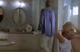 XXX veya zorla kızlık bozma pornosu izle etikete gidebilirsiniz, Kahverengi çikolata açık bir şekilde vahşi
