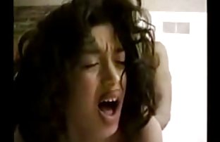 XXX bölümünden ücretsiz bir video indirmek zorla sikişş için - oynatıcıdaki 'indir'