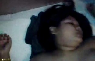 XXX her şeye hazır olun, Bu küçük siyah kadına pembe kedi zorlapornoindir ve kıçını