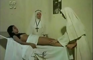 XXX sadece busty bir kadın değil, lezbiyen zorla sex Aynı zamanda grup seksine katılmayı seven