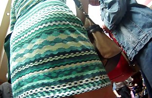 XXX için olgun sex zorla hiçbir şansı bırakmadı, Ellerini sıkıca büktüler ve kendilerini