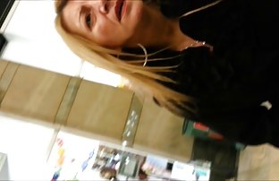 XXX 'indir' düğmesine tıklayın, Büyük memeli anneye zorla sex videoları seviyorsanız,