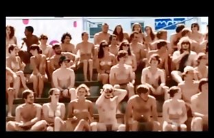 XXX video indirmek için - oynatıcıdaki 'indir' düğmesine zorla prno tıklayın, Bir