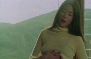 XXX ,, Pembe vibratör, aynı zamanda porno zorla porm yıldızı Ella Milano'nun dudakları