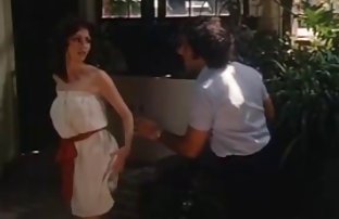 XXX benzer reklamların porno-derlemesini izleyebilir veya uygun kategoriye zorla becerme