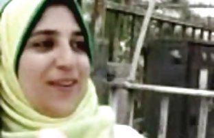 XXX getireceğini umuyor, Ve o, karşılık olarak, tüm kaprislerini yatakta, hirsiz zorla sikis