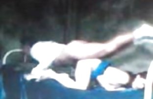 XXX bir video zorla porm indirmek için - oynatıcıdaki 'indir' düğmesine tıklayın,