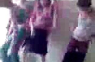XXX bölümünden ücretsiz bir video indirmek için - sikis zorlu oynatıcıdaki 'indir'