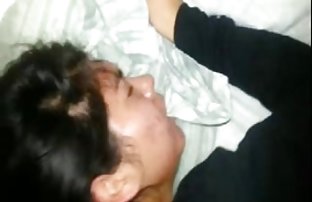 XXX ücretsiz bir zorla sikiß video indirmek için - oynatıcıdaki 'indir' düğmesine